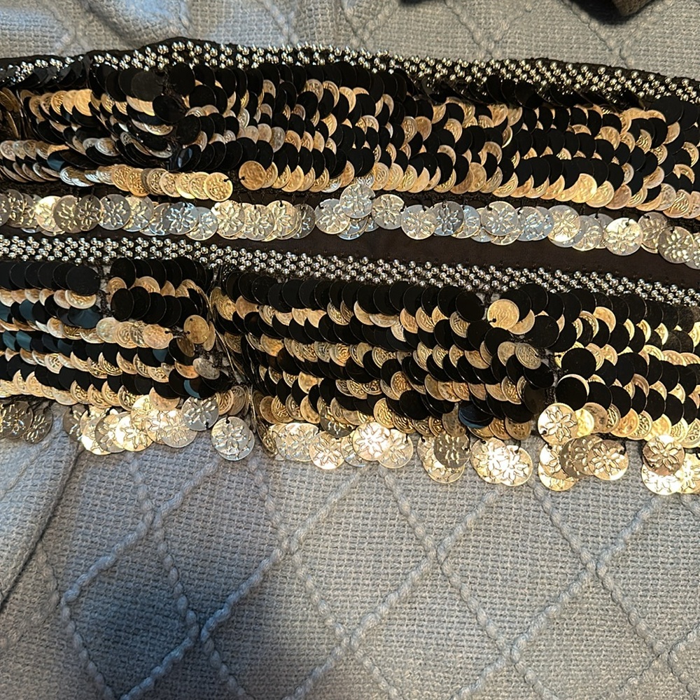 Black and Gold and silver belly dancing belt - Picture 2 of 2